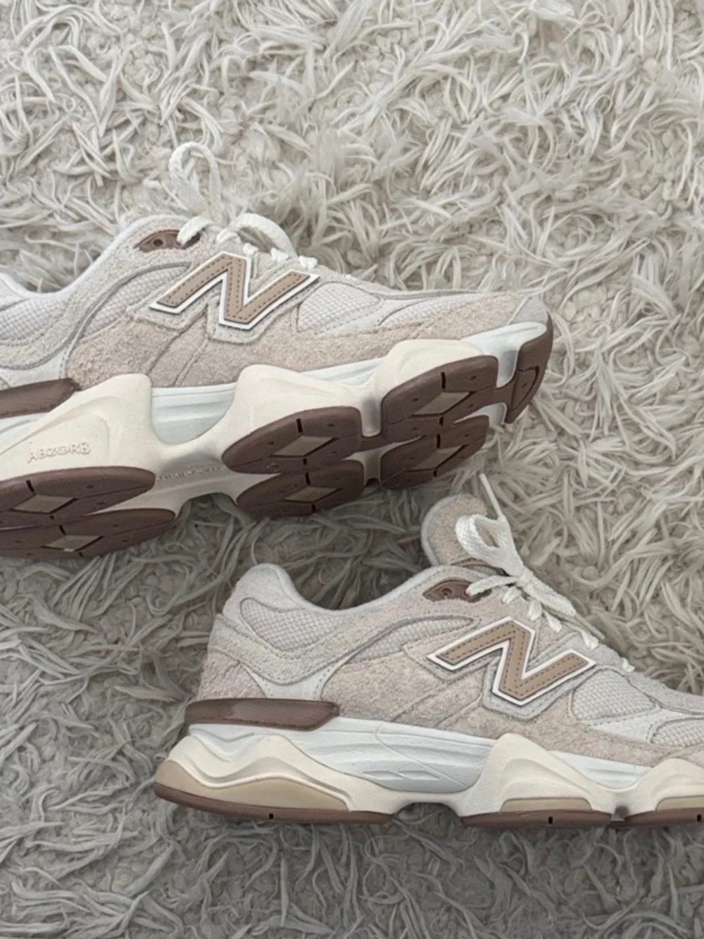 New Balance 9060 Sneakers Bisque Sea Salt